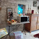 Pensión Au Combe De Canet