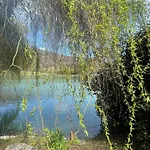Pensión Au Combe De Canet Anthé
