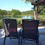 Au Combe De Canet Pensión 3*