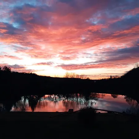 Au Combe De Canet 3* Anthé