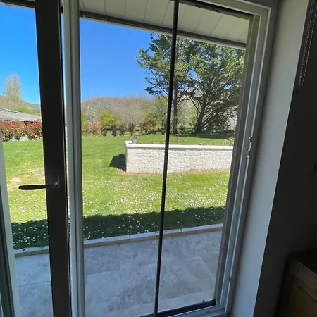 Vendégház Au Combe De Canet 3*