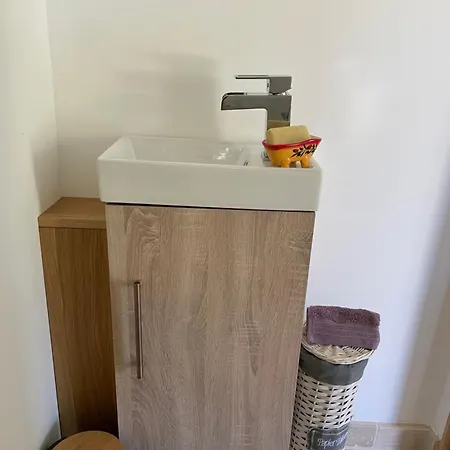 Au Combe De Canet ゲストハウス 3*