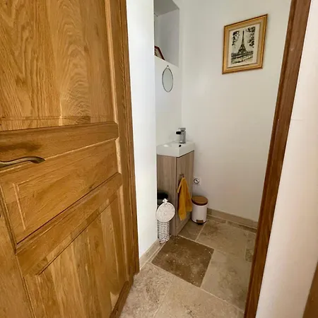 ゲストハウス Au Combe De Canet 3*