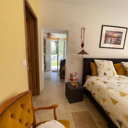 Au Combe De Canet ゲストハウス