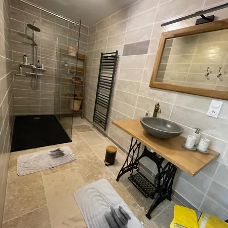 ゲストハウス Au Combe De Canet