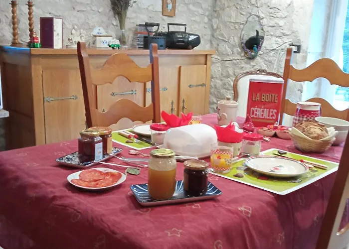 Pensionat Au Combe De Canet Anthé