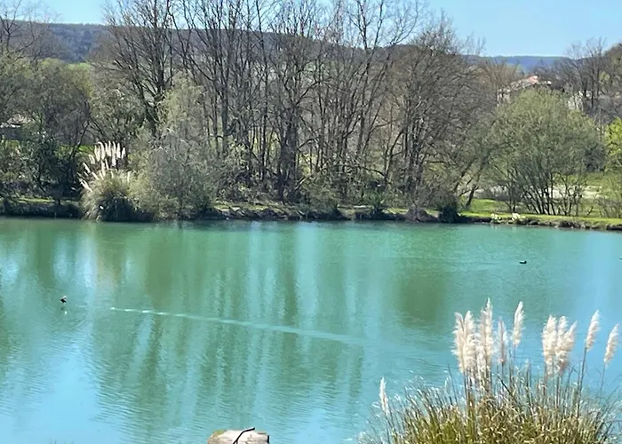 Au Combe De Canet Anthé