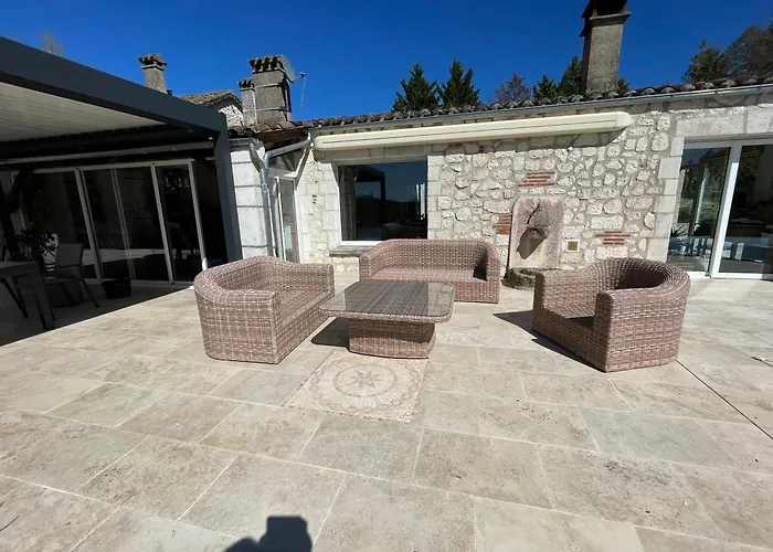 Pensionat Au Combe De Canet 3*