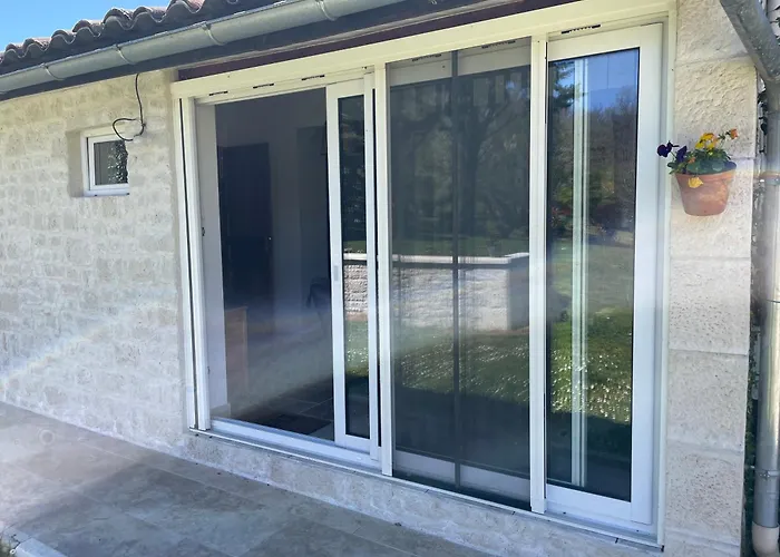 Au Combe De Canet Anthé