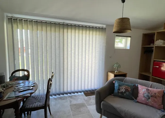 Au Combe De Canet Pensionat 3*