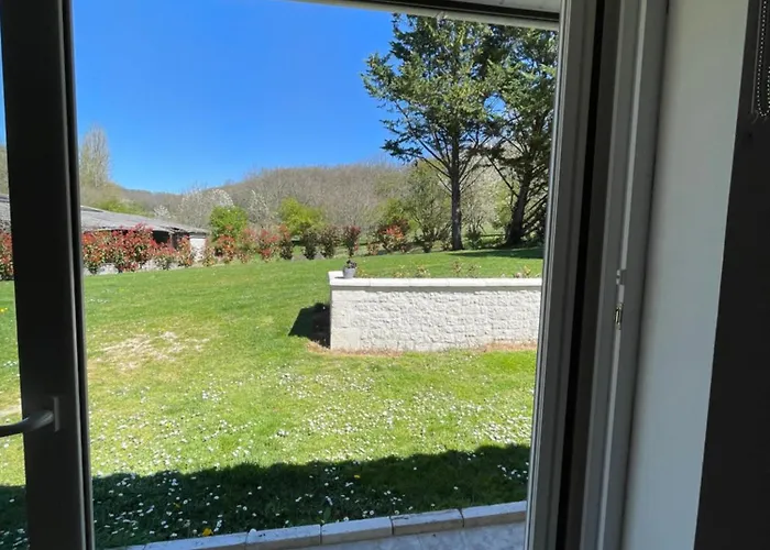 Penzion Au Combe De Canet