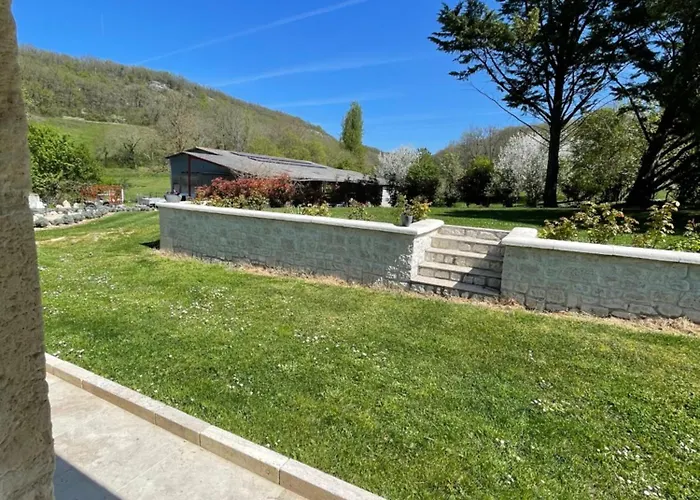 Au Combe De Canet Pensionat