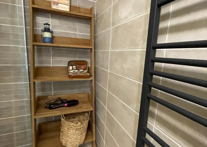 Au Combe De Canet 3*