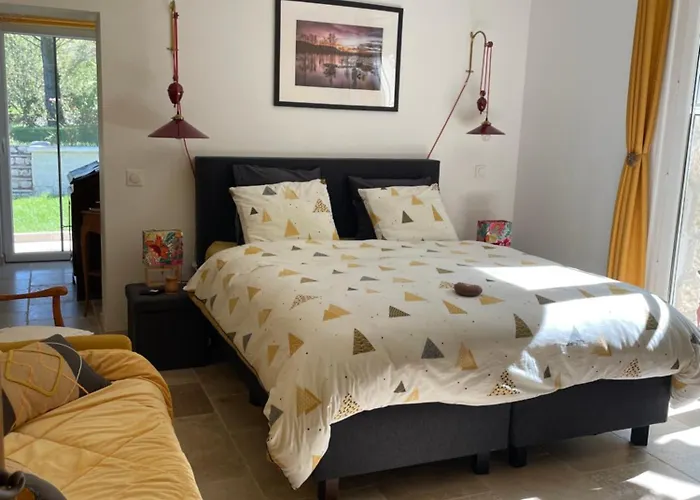 Pensionat Au Combe De Canet 3*